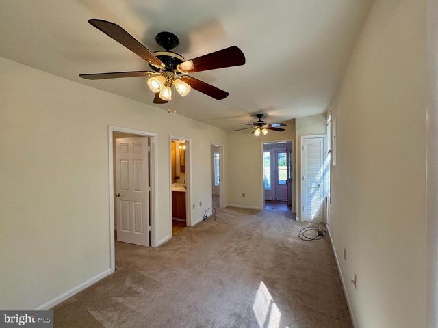 124 10TH, Colonial Beach, VA 22443