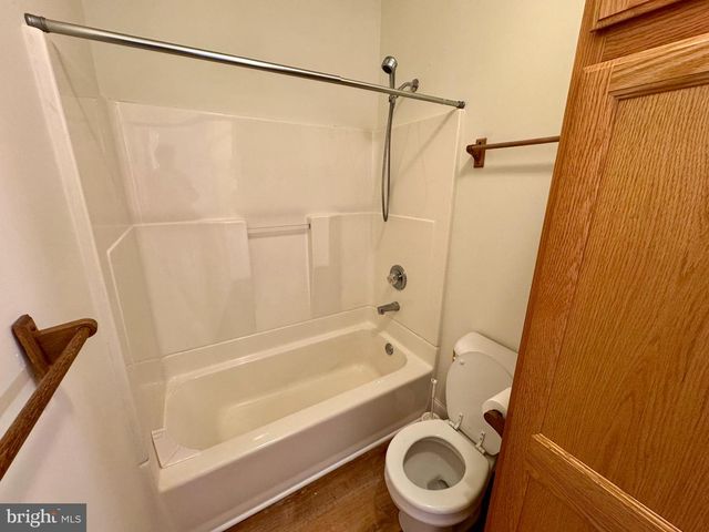 124 10TH, Colonial Beach, VA 22443