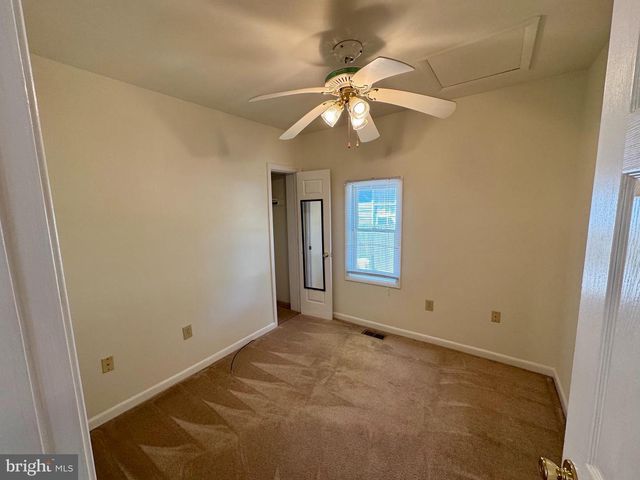 124 10TH, Colonial Beach, VA 22443