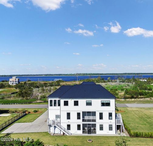 8413 River Road, Wilmington, NC 28412