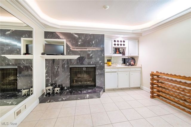 6810 W Fitzwater Road, Brecksville, OH 44141