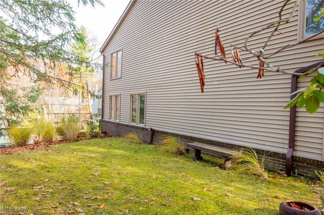 6810 W Fitzwater Road, Brecksville, OH 44141