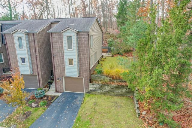 6810 W Fitzwater Road, Brecksville, OH 44141