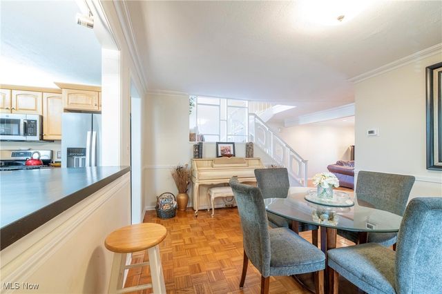 6810 W Fitzwater Road, Brecksville, OH 44141