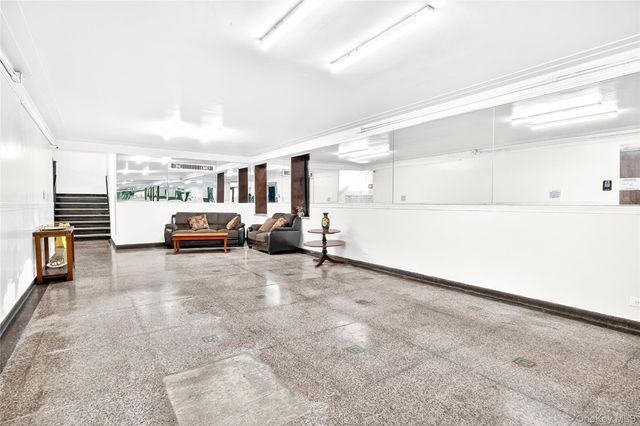 495 East 178 street 6h, Bronx, NY 10457