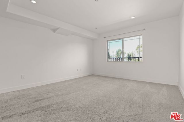 5315 Bellingham Avenue 203, Valley Village, CA 91607