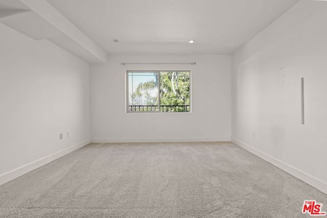 5315 Bellingham Avenue 203, Valley Village, CA 91607