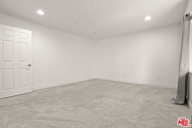 5315 Bellingham Avenue 203, Valley Village, CA 91607