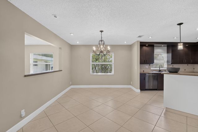 6103 Stanley Lane, Delray Beach, FL 33484