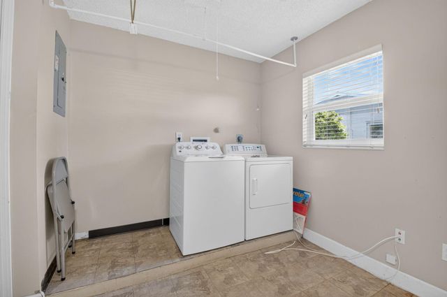 6103 Stanley Lane, Delray Beach, FL 33484