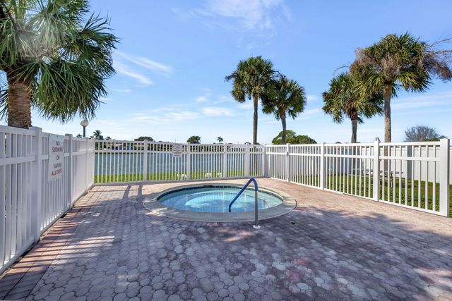 6103 Stanley Lane, Delray Beach, FL 33484