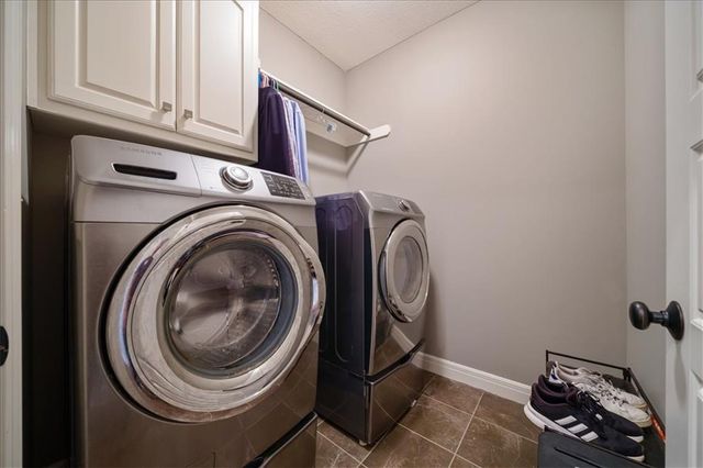 24451 W 111TH Place, Olathe, KS 66061
