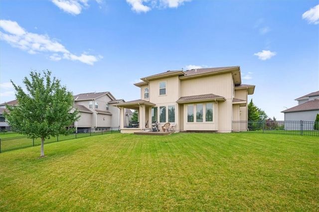 24451 W 111TH Place, Olathe, KS 66061