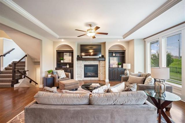 24451 W 111TH Place, Olathe, KS 66061