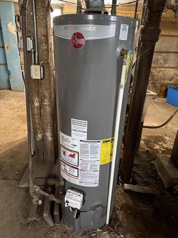 2448 N 28TH STREET, Milwaukee, WI 53210