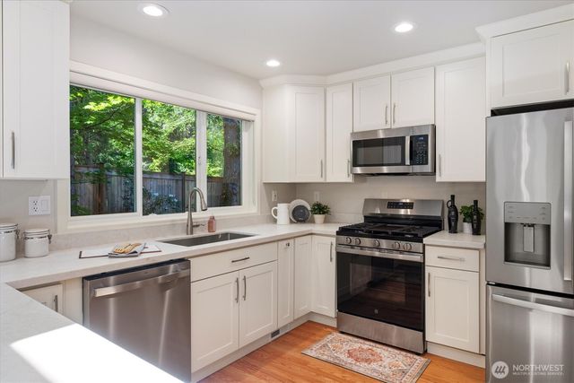 3320 165th Place NE, Bellevue, WA 98008