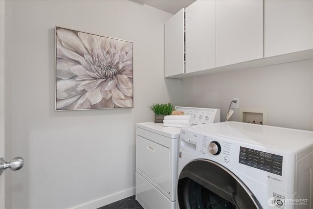 3320 165th Place NE, Bellevue, WA 98008