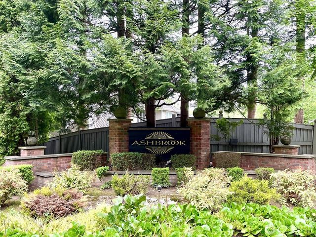 3320 165th Place NE, Bellevue, WA 98008