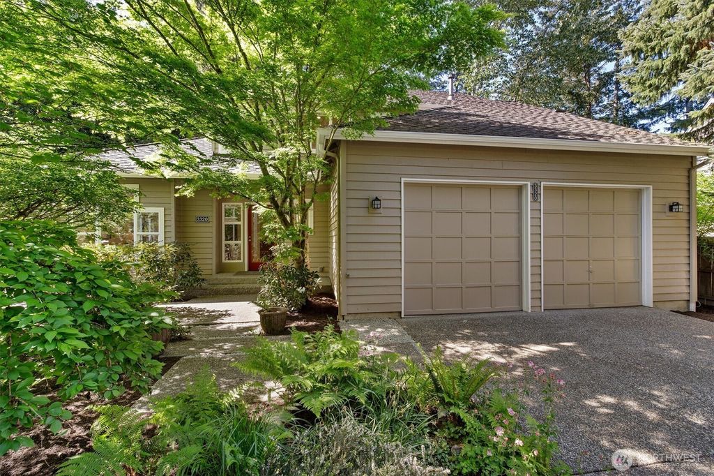 3320 165th Place NE, Bellevue, WA 98008