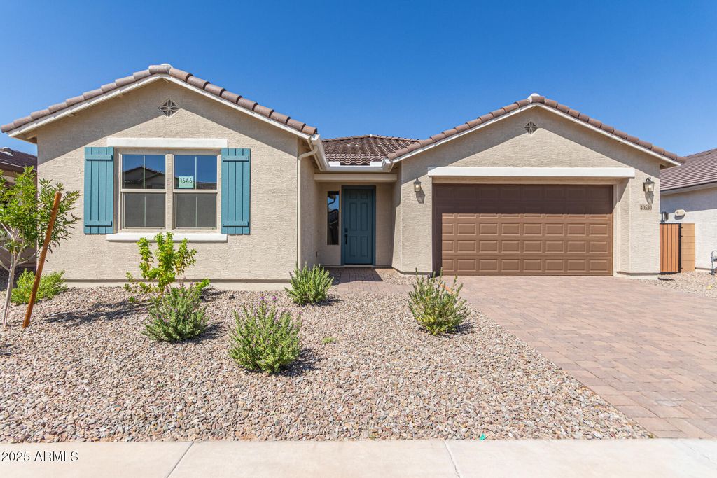 40530 W MICHAELS Drive, Maricopa, AZ 85138