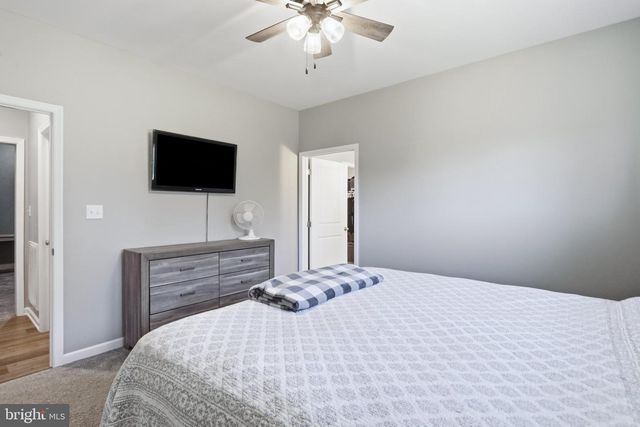 34 HERSHEL LN, Hedgesville, WV 25427