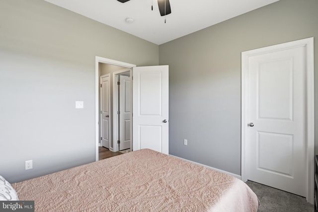 34 HERSHEL LN, Hedgesville, WV 25427