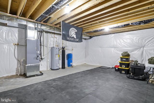 34 HERSHEL LN, Hedgesville, WV 25427