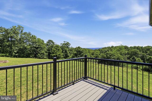 34 HERSHEL LN, Hedgesville, WV 25427