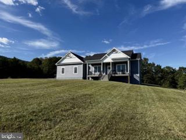 34 HERSHEL LN, Hedgesville, WV 25427