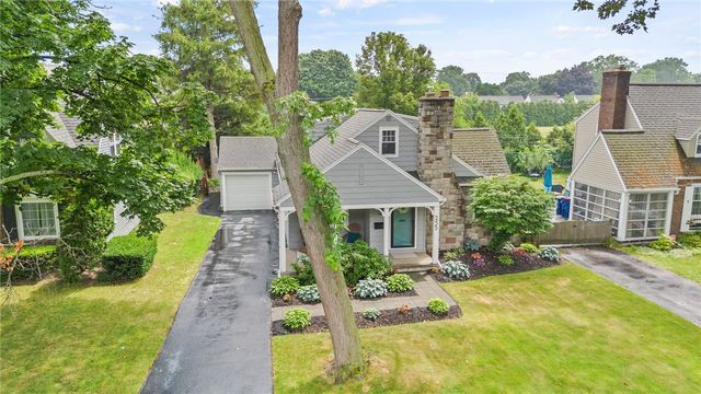 255 Thorncliffe Drive, Irondequoit, NY 14617