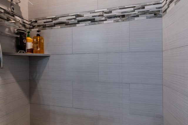 1130 Stanford Avenue, Medford, OR 97504