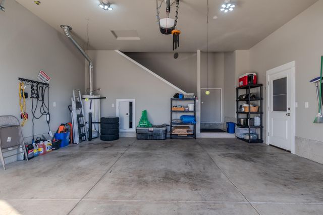 1130 Stanford Avenue, Medford, OR 97504