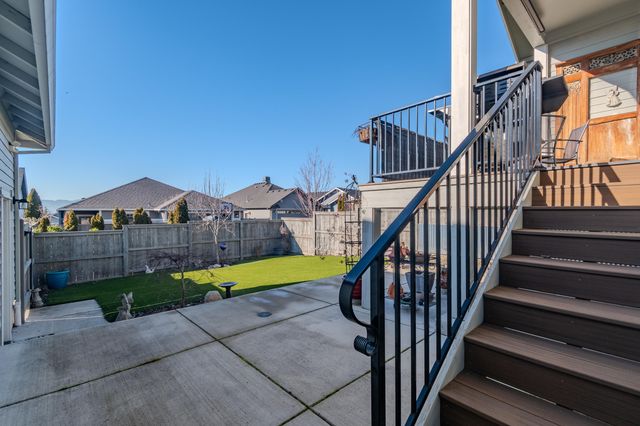 1130 Stanford Avenue, Medford, OR 97504