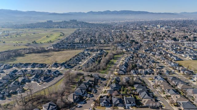 1130 Stanford Avenue, Medford, OR 97504