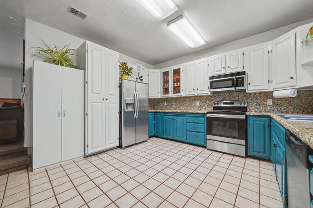 16056 N Cedar Heights Dr, Pioneer, CA 95666