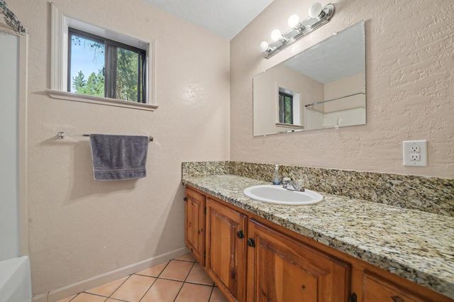 16056 N Cedar Heights Dr, Pioneer, CA 95666