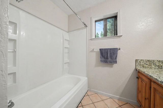 16056 N Cedar Heights Dr, Pioneer, CA 95666