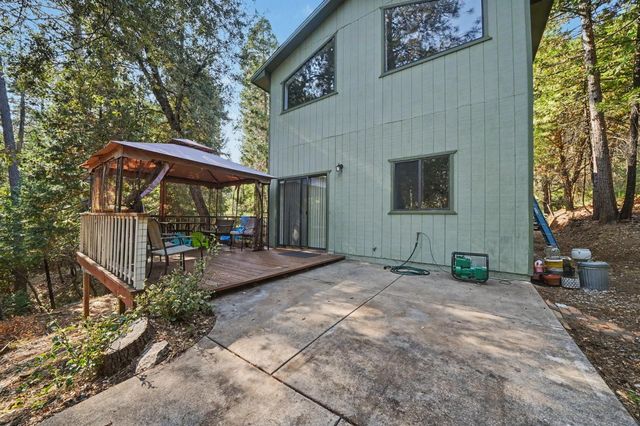 16056 N Cedar Heights Dr, Pioneer, CA 95666