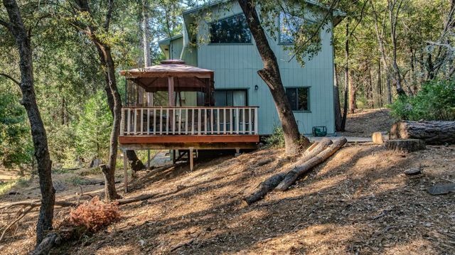 16056 N Cedar Heights Dr, Pioneer, CA 95666