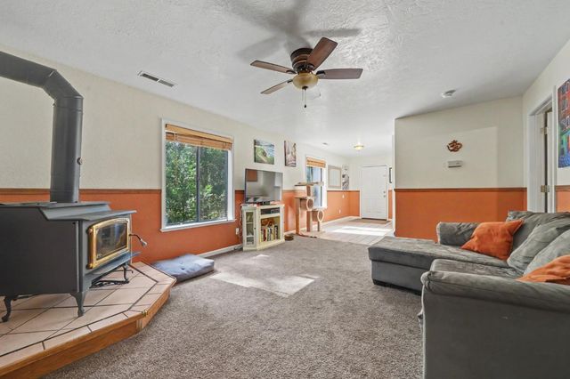 16056 N Cedar Heights Dr, Pioneer, CA 95666