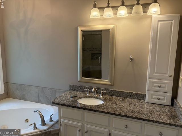 978 SW Mill Bend Drive SW, Lawrenceville, GA 30044