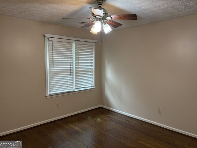 978 SW Mill Bend Drive SW, Lawrenceville, GA 30044