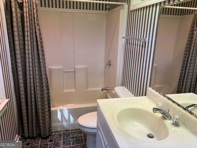 978 SW Mill Bend Drive SW, Lawrenceville, GA 30044