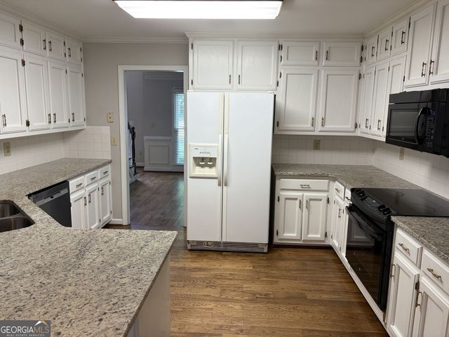 978 SW Mill Bend Drive SW, Lawrenceville, GA 30044
