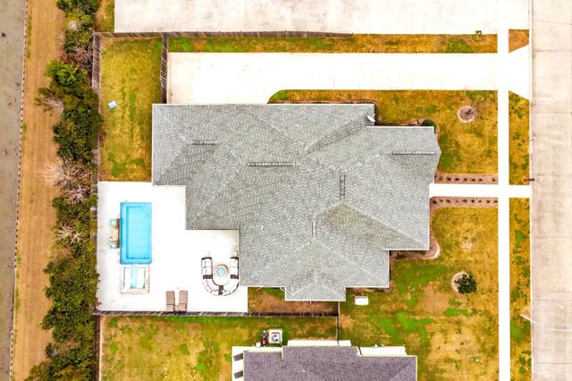 389 Tulip Dr, Houma, LA 70360