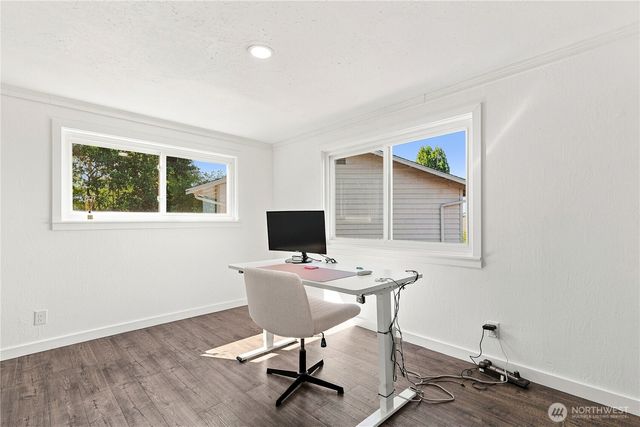 2455 Lenore Drive, Tacoma, WA 98406