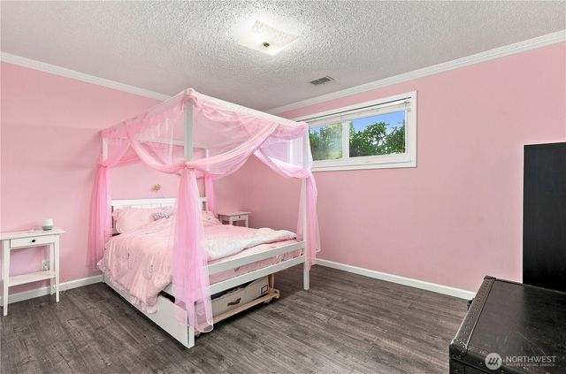 2455 Lenore Drive, Tacoma, WA 98406