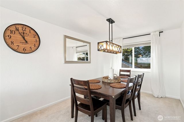 2455 Lenore Drive, Tacoma, WA 98406
