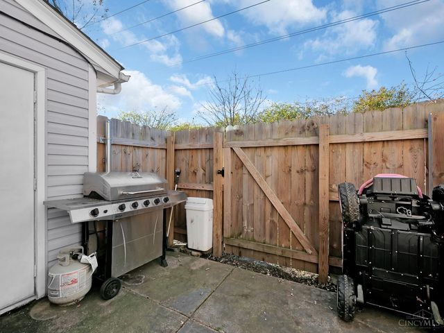 2014 S Breiel Boulevard, Middletown, OH 45044