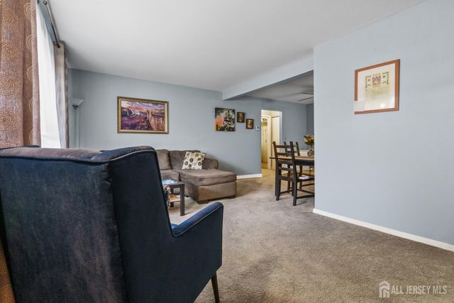 735 Cricket Lane, Woodbridge Proper, NJ 07095
